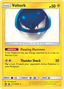 Voltorb (SV13/SV94) [Sol y Luna: Destinos Ocultos - Bóveda Brillante] 